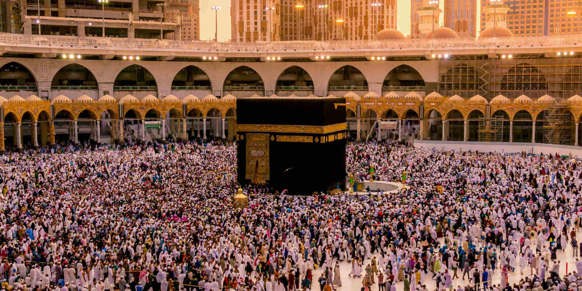 Book Your Meqaat Umrah: Journey to Purity Awaits